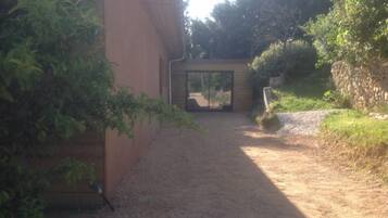 Enceinte de lâhĂ©bergement