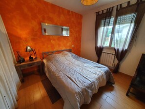 3 habitaciones, tabla de planchar con plancha y wifi gratis 