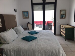 4 Schlafzimmer, Bügeleisen/Bügelbrett, WLAN, Bettwäsche