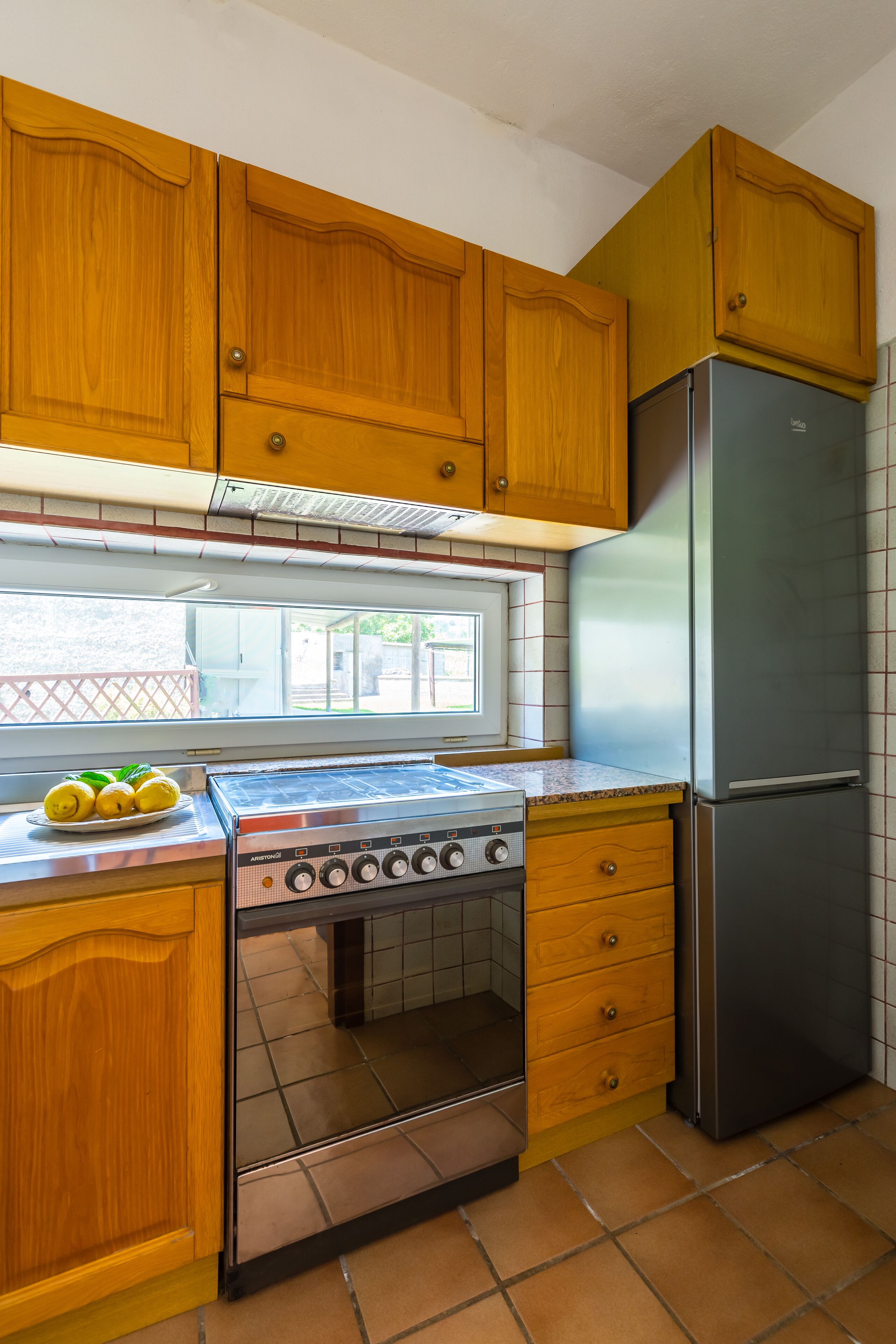 冰箱、烤箱、炉灶、洗碗机