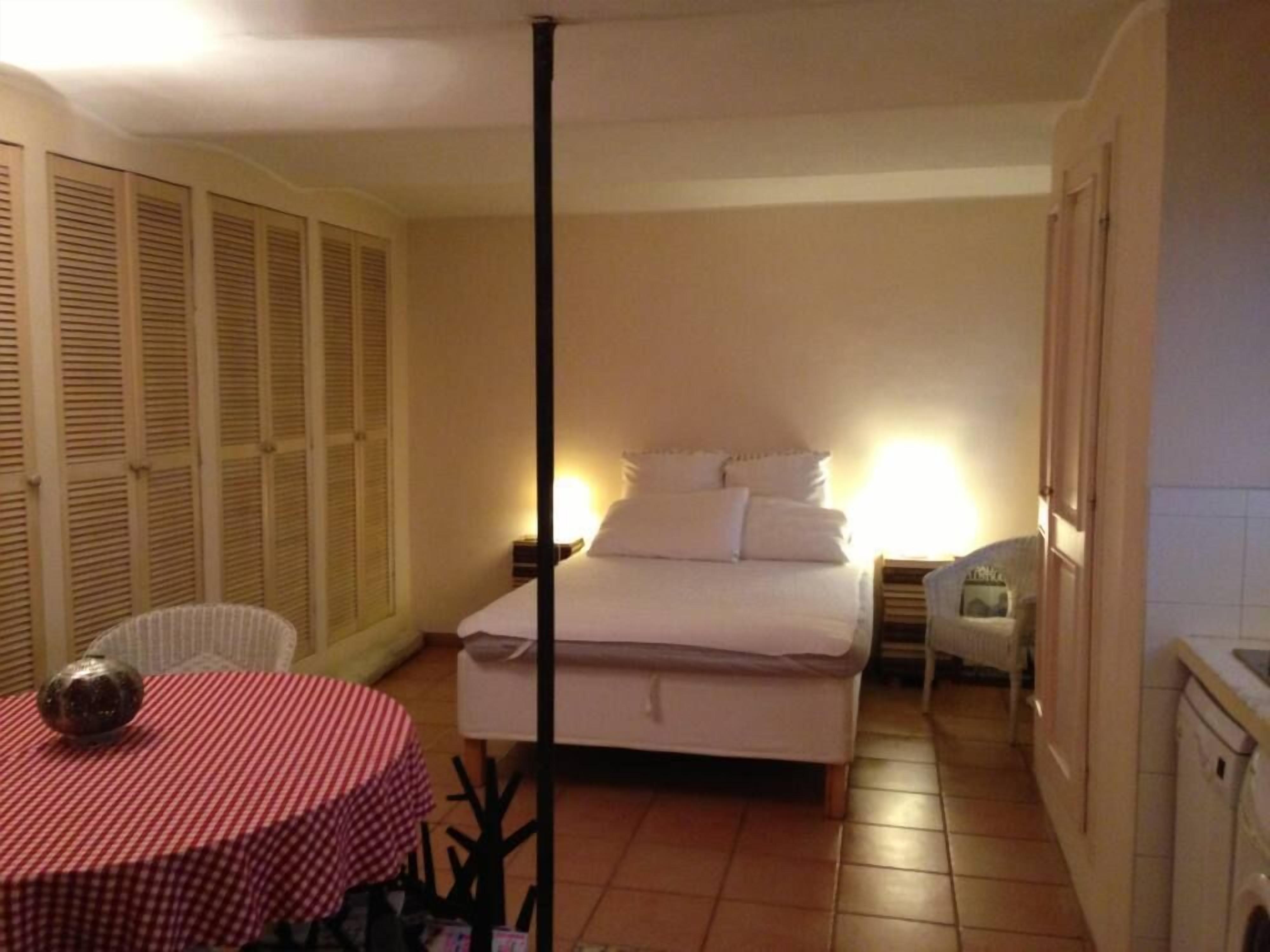 studio apartment with terrace to 360 ° of the city