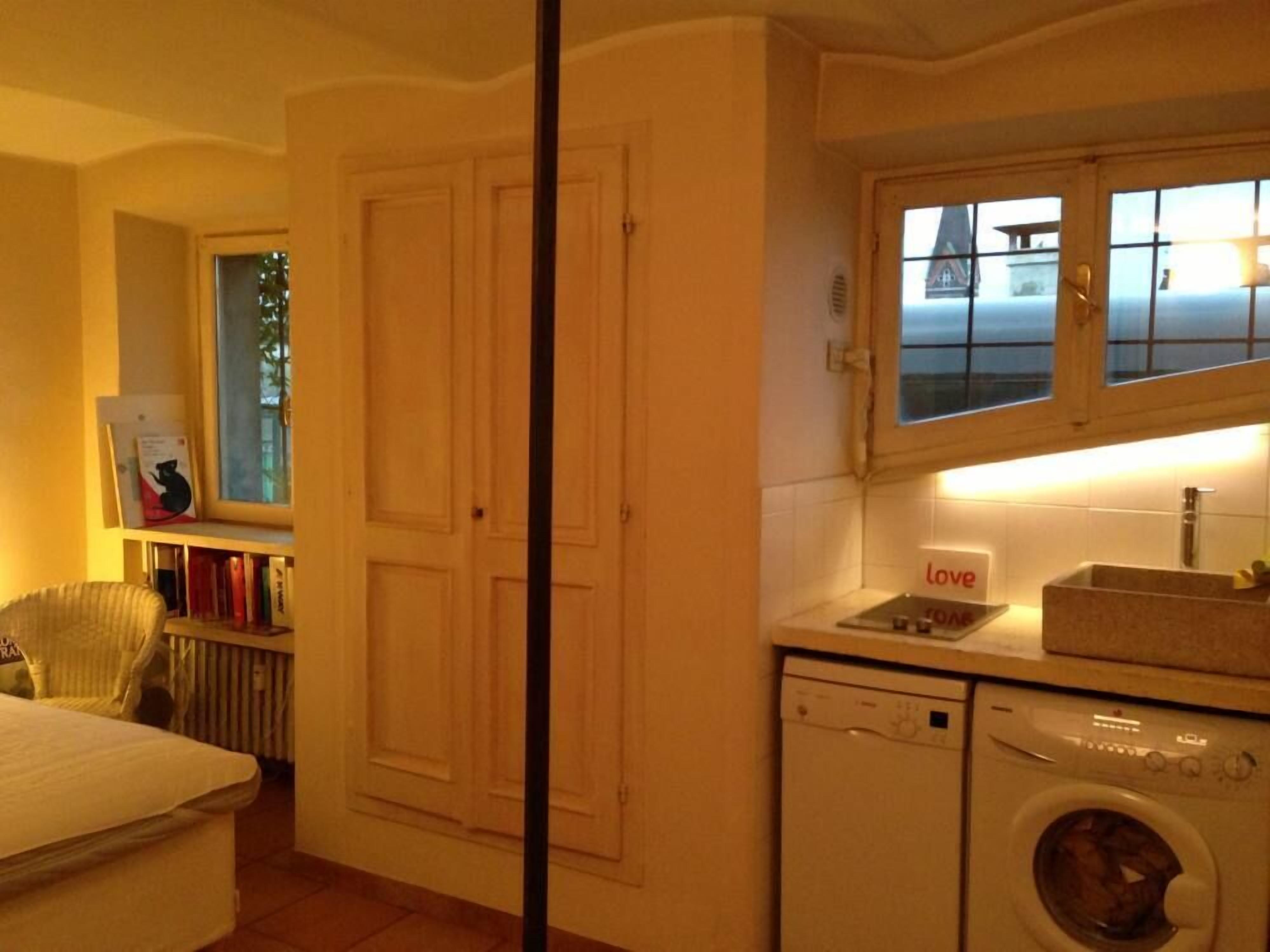 studio apartment with terrace to 360 ° of the city