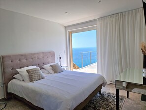 4 bedrooms, in-room safe, iron/ironing board, travel crib - Luxury villa 5 * panoramic sea view private heated pool + SPA (Conca)