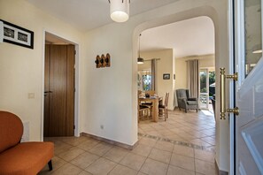 Interior - Moinho -Delightful villa in Quinta dos Alamos with private pool (Albufeira)