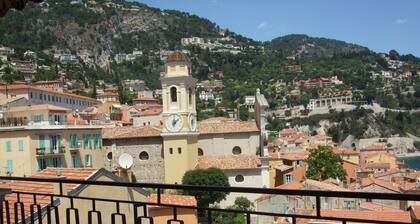 Appartement de luxe avec de superbes vues sur la mer
