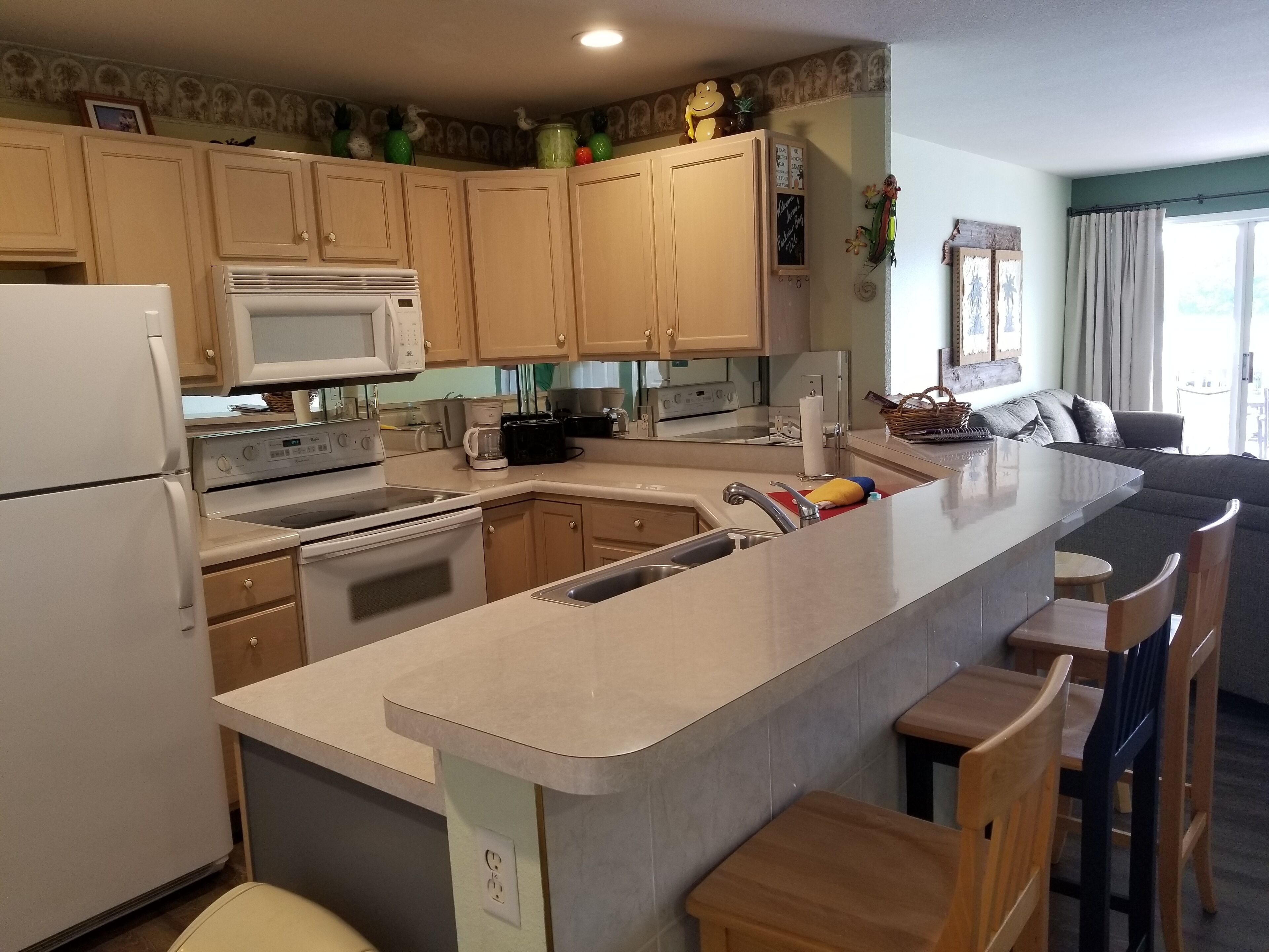 Newly redecorated!!3BR/2BA Walk in Level, Free WIFI...Parkview Bay. Great View!