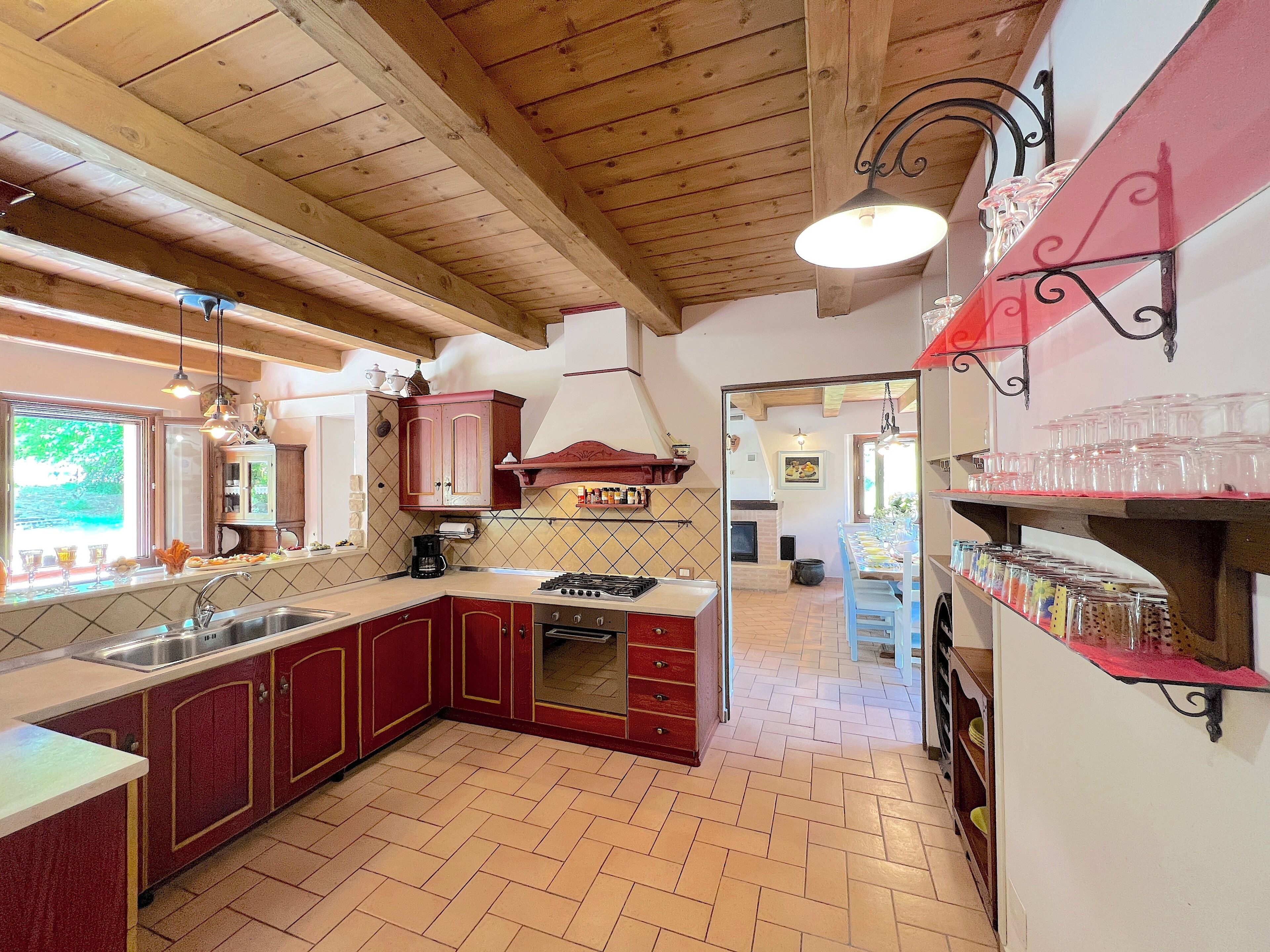 Villa Il Noceto, Private Big Pool, for 17 People, 5 Rooms, Near Sea, Wi-Fi free,