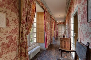 Interior - HIstoric XVII century castle in Normandy next to the sea  (Fontenay-Sur-Mer)