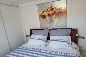 4 bedrooms, iron/ironing board, travel crib, free WiFi - Villa *** quiet 50m from the beach close to all shops (Mimizan)