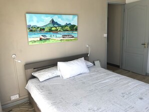 3 chambres, fer et planche à repasser, accès Internet, draps fournis