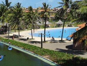 Pool - Apartment next to the beach, in the AquaVille Resort, Porto das Dunas, Aquiraz. (Aquiraz)