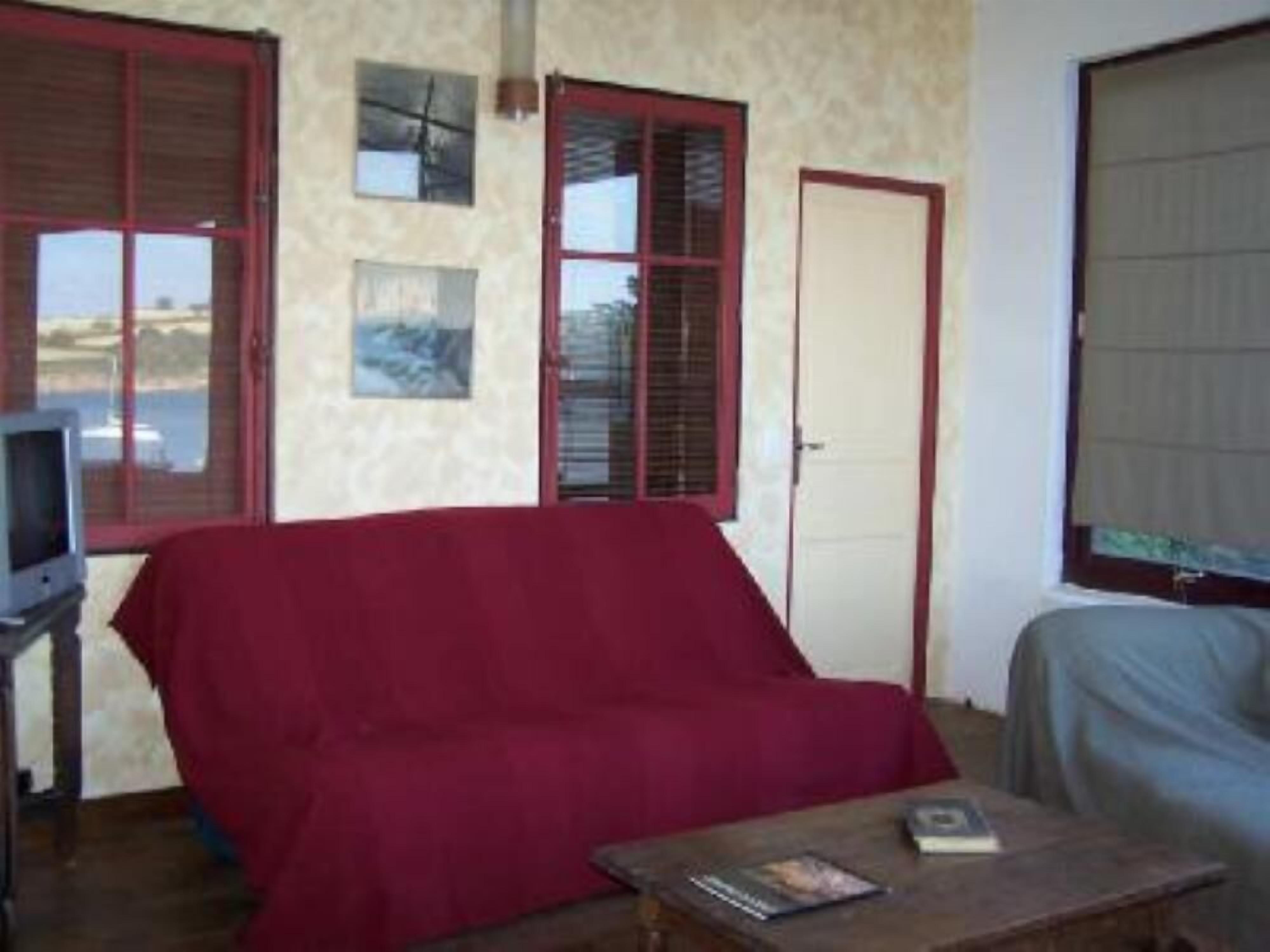 Port Manech: Spacious, very light, magnificient vues of sea, the beach and port