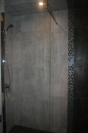 Dusche, Haartrockner