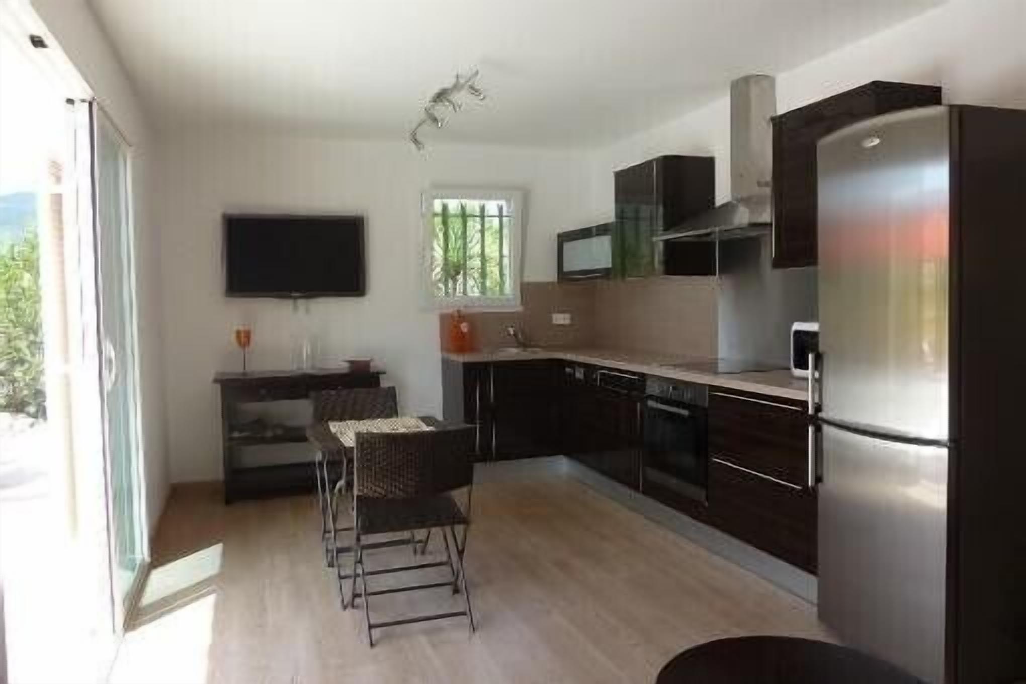 Beautiful maisonette in charming property - South facing - Gulf of St-Tropez