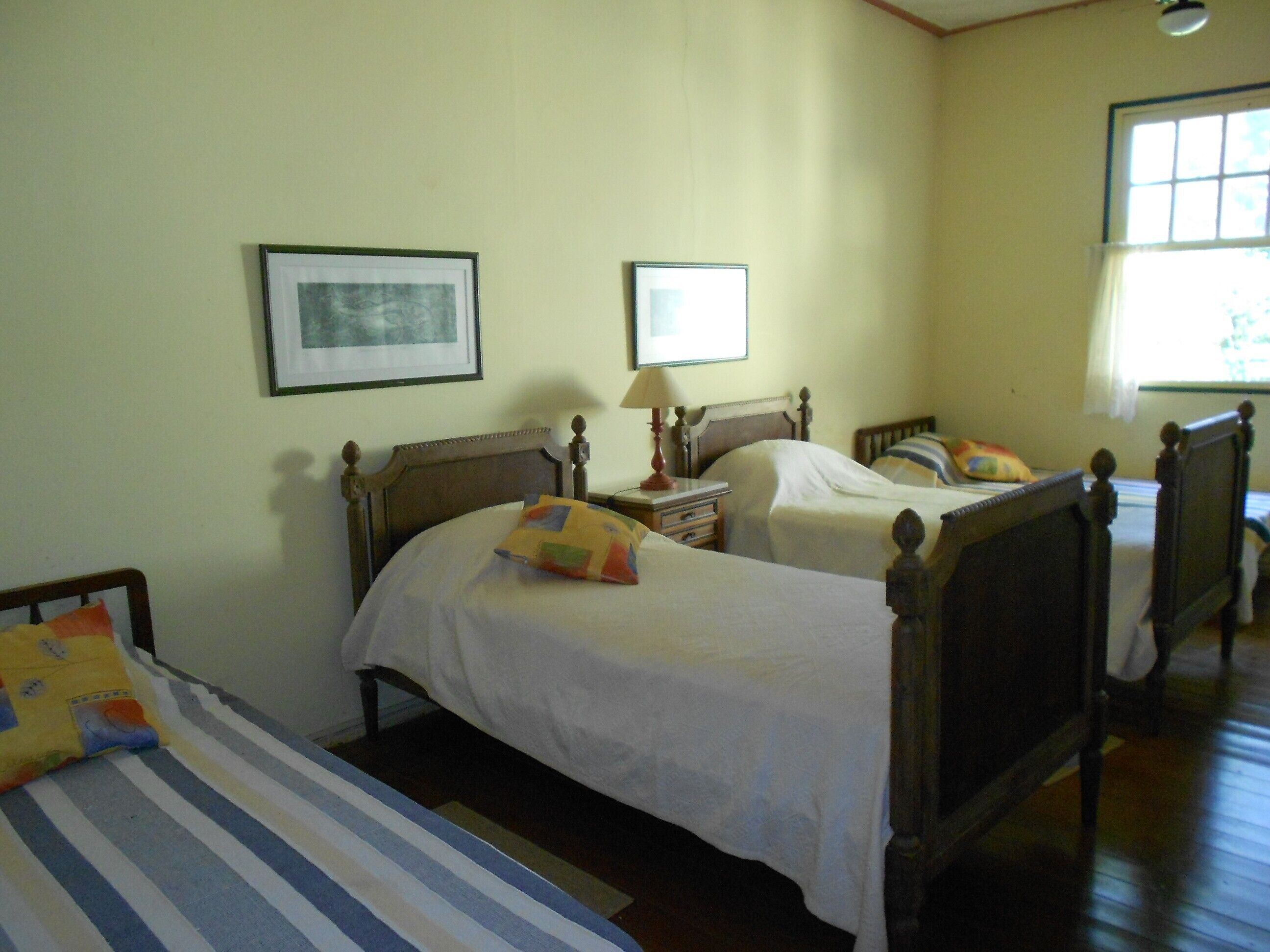 Beautiful Villa, Pool, Churrasq, 600ft Lychee, SKYTV, 96Km / 1h: 30min SP