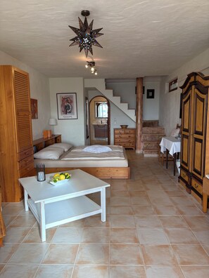 3 bedrooms, iron/ironing board, free WiFi, bed sheets - Charming finca with pool and idyllic palm garden (Colonia Sant Perê)