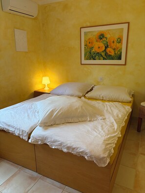 3 bedrooms, iron/ironing board, free WiFi, bed sheets - Charming finca with pool and idyllic palm garden (Colonia Sant Perê)