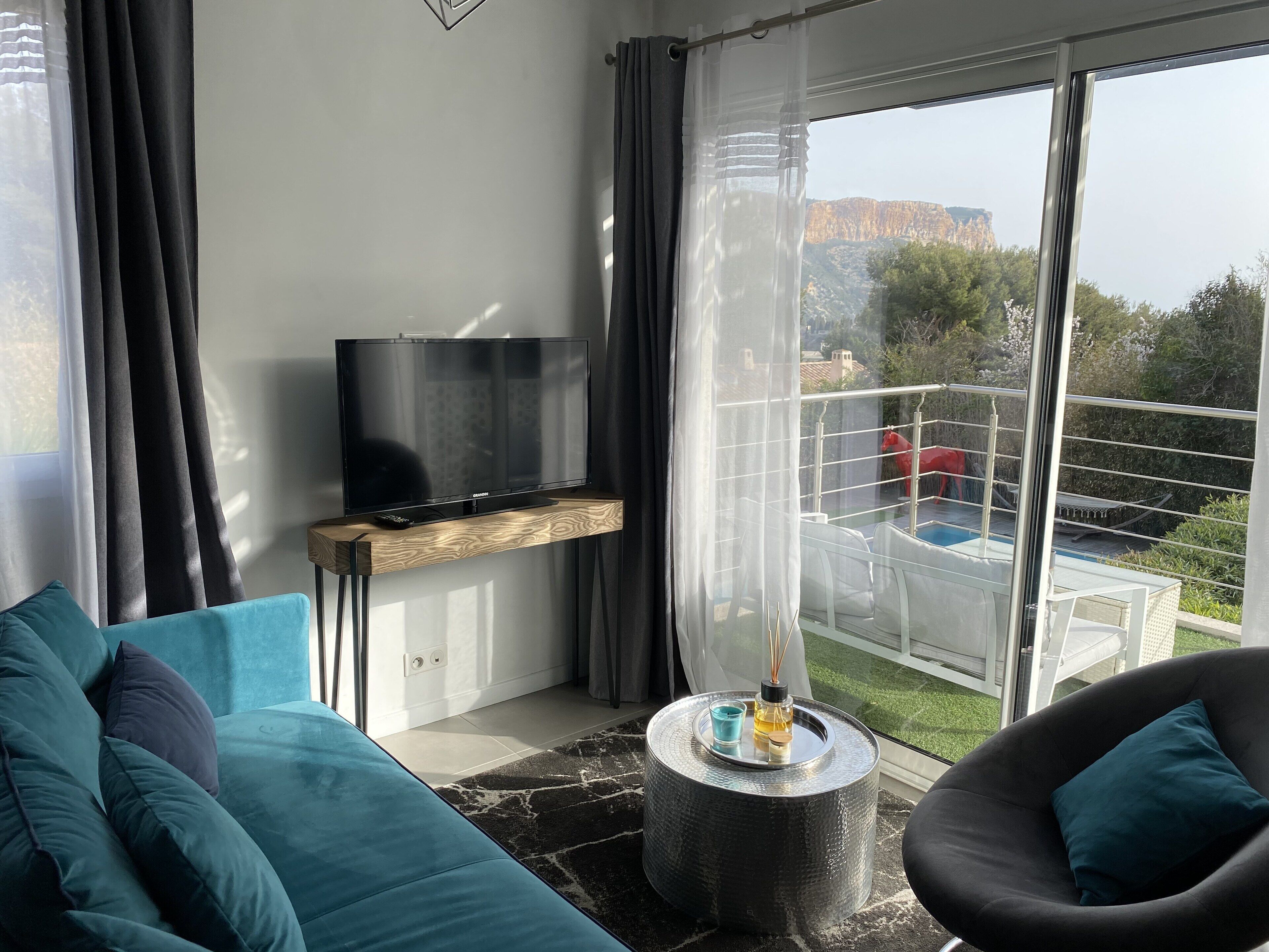 Appt 4 people in villa with spa, sauna, swimming pool 14 m, fitness room, parking