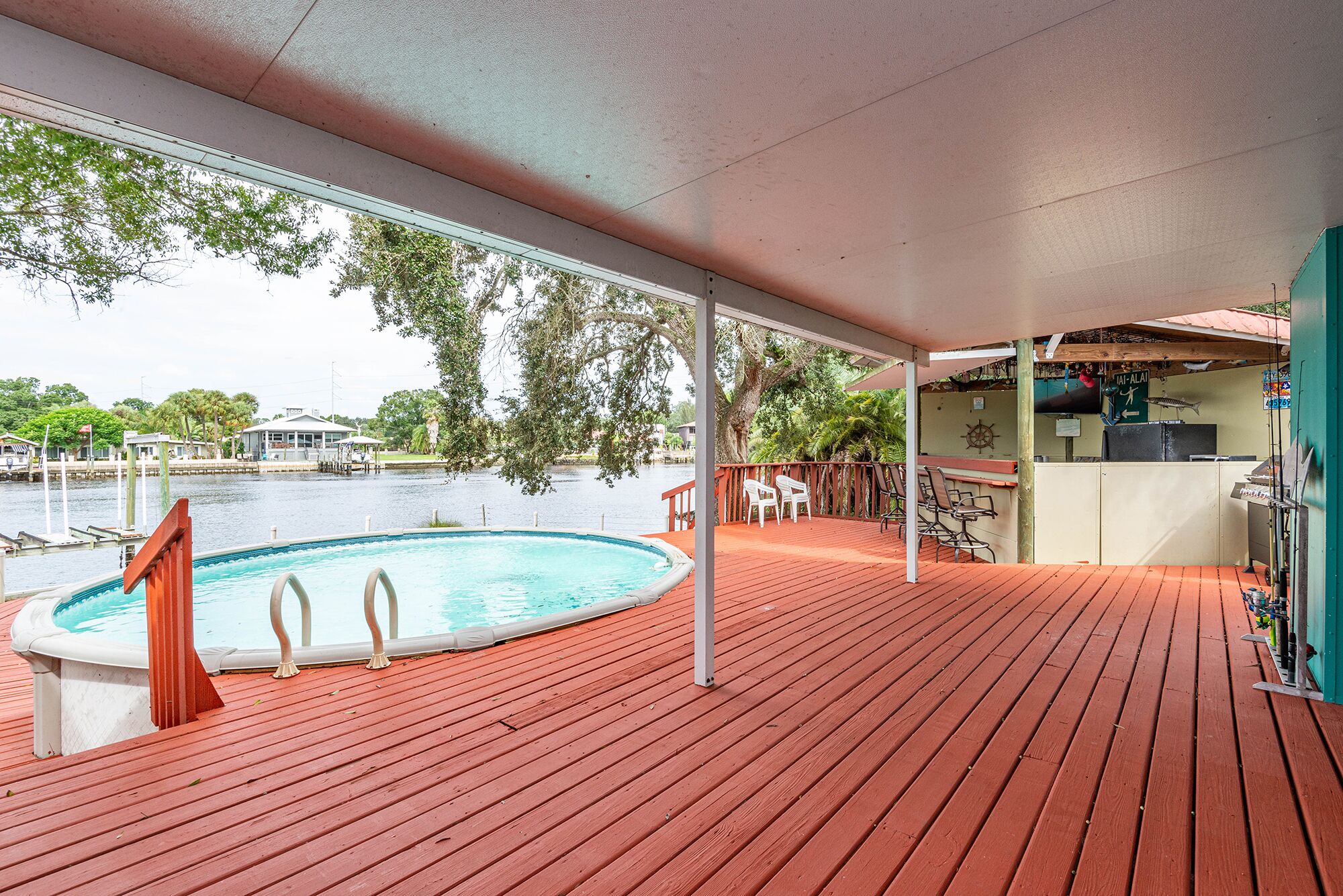 Riverside Retreat with Panoramic River Views and SunsetsJust Renovated Oct 2016