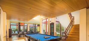 Spielezimmer