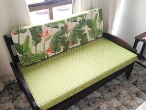Interior - Apartment facing the sea, 2 bedrooms with 1 suite, barbecue and garage. (Capão da Canoa)