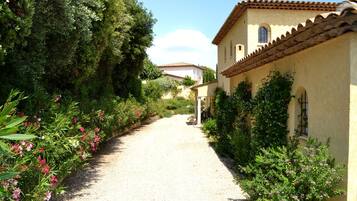 Enceinte de lâhĂ©bergement