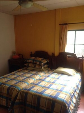 4 slaapkamers, beddengoed, rolstoeltoegankelijk