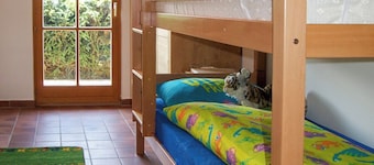 Luxury holiday home for 10: Spa, Skiing, golf, sailing in 5min