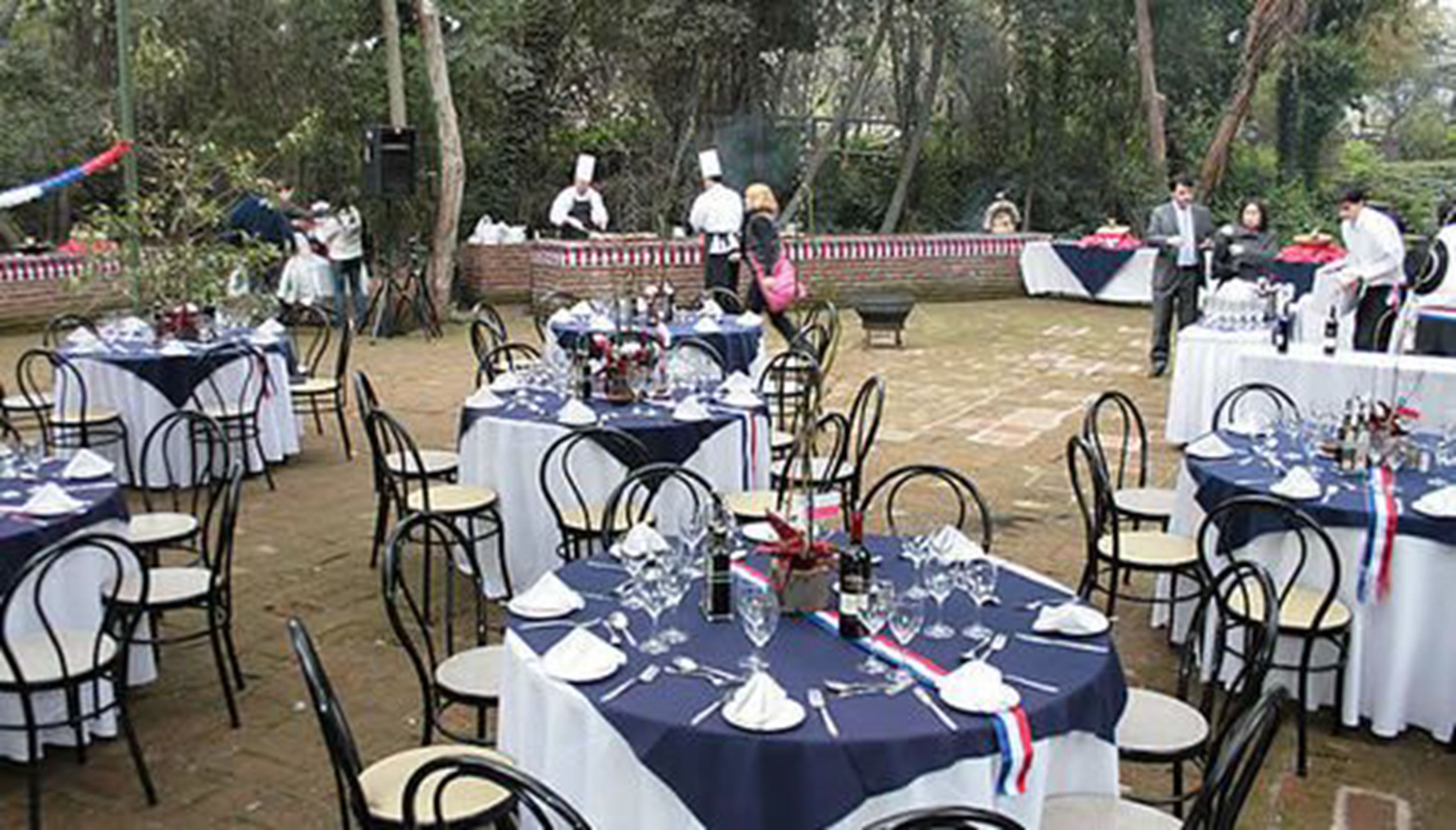 outdoor banquet area