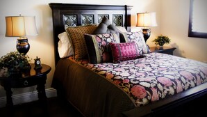 2 bedrooms, WiFi, bed sheets - Select Winter Weekends Available! 
5-STAR Luxury Wine Country Mini-Estate (Temecula)