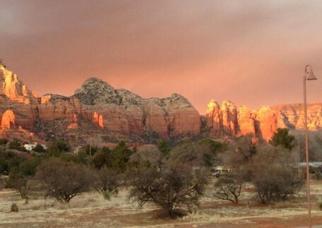 Sedona's Sanctuary for the Savvy Traveler - Image 3