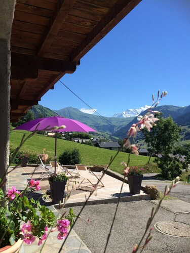  ANCIENNE ferme d'HAUTELUCE qui offre une vue splendide du Mt-Blanc