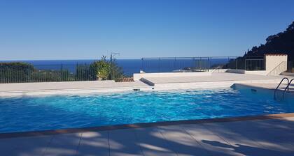 Villa with exceptional sea view ', swimming pool, ideal for families, 3 bedrooms, 7/9 people