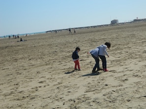 Liegestühle, Strandtücher