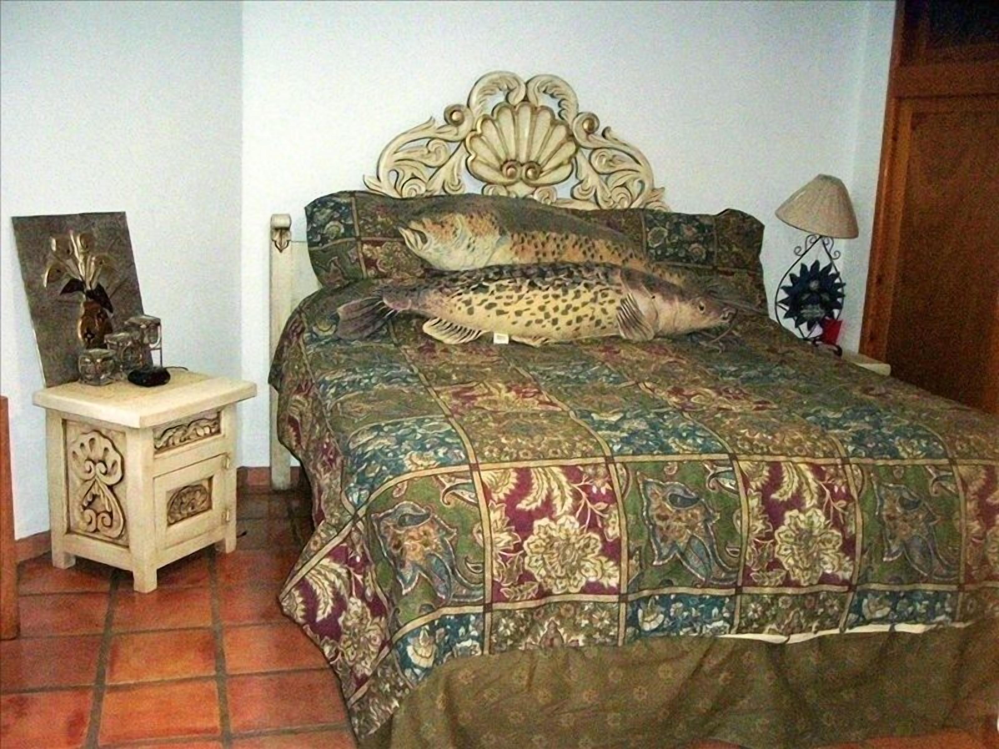 Sea level family retreat