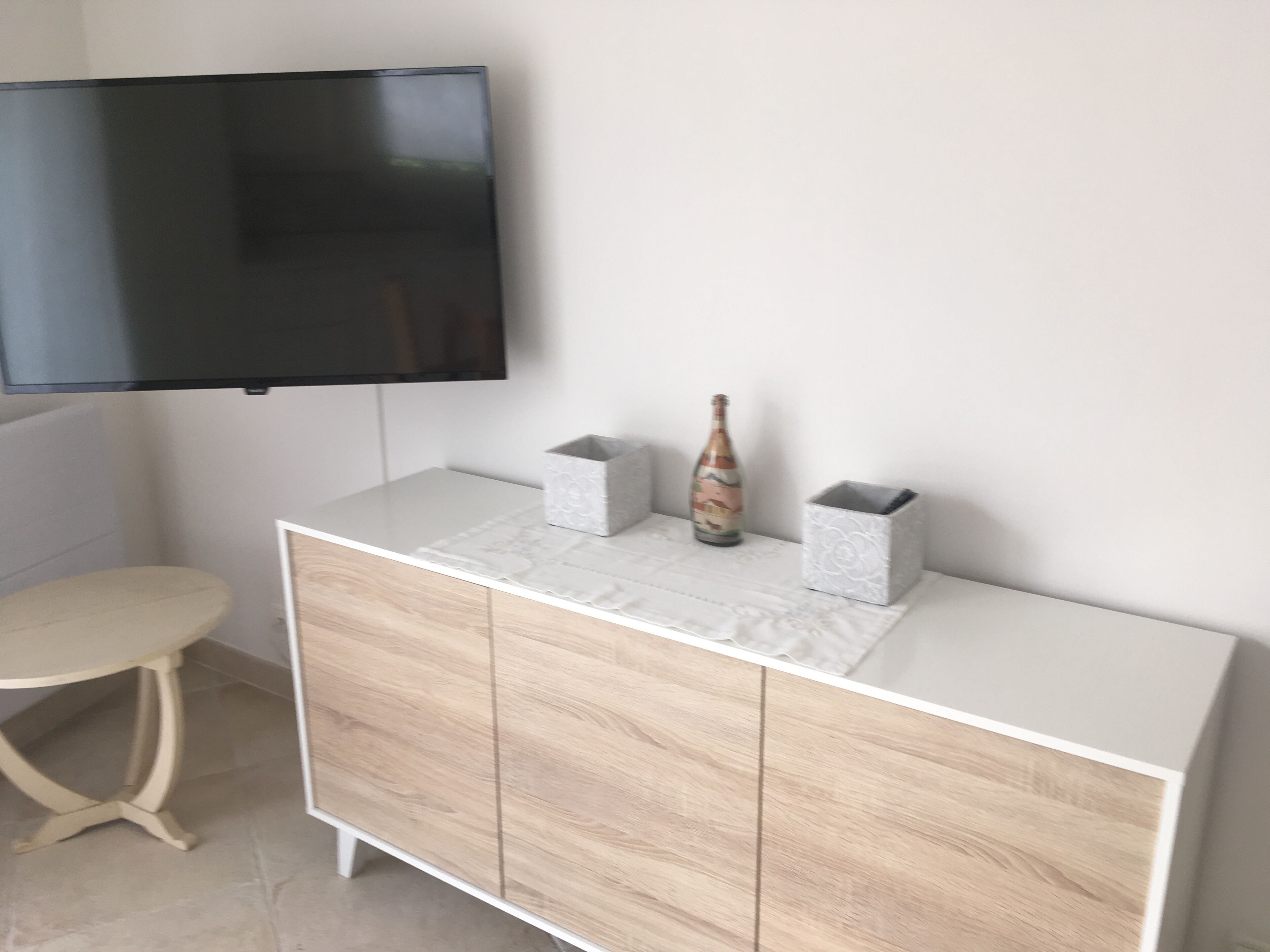 2 independent parts 45m pool in a villa overlooking the town of Grasse in ca