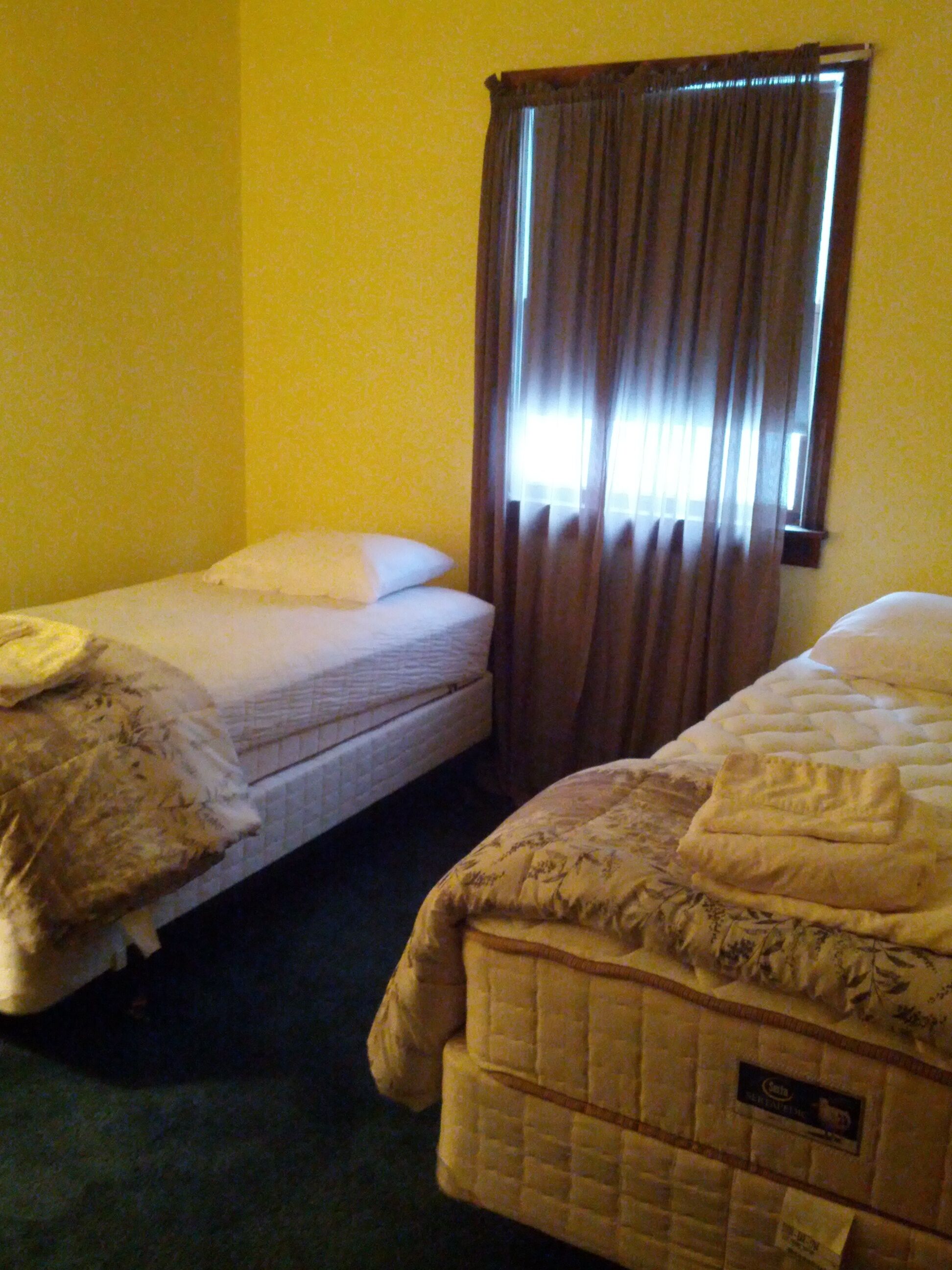 5 Bedroom house across the road from Lake, Snowmobiling