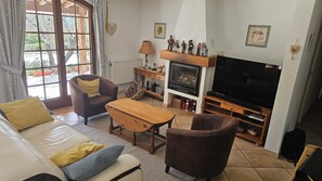 Smart TV, DVD player, ping pong