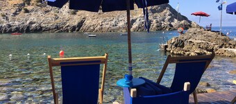 Delightful villa on Tuscan coast with private beach club