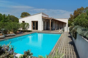 Utomhuspool