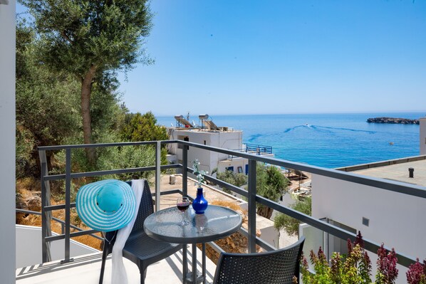 Standard Double or Twin Room, Mountain View | Balcony view