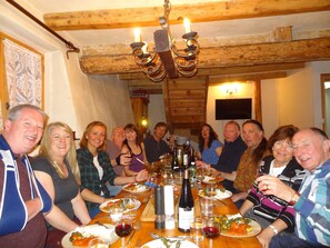 Dining - Perfect location quiet surroundings spacious comfortable & functional (Brides-Les-Bains)