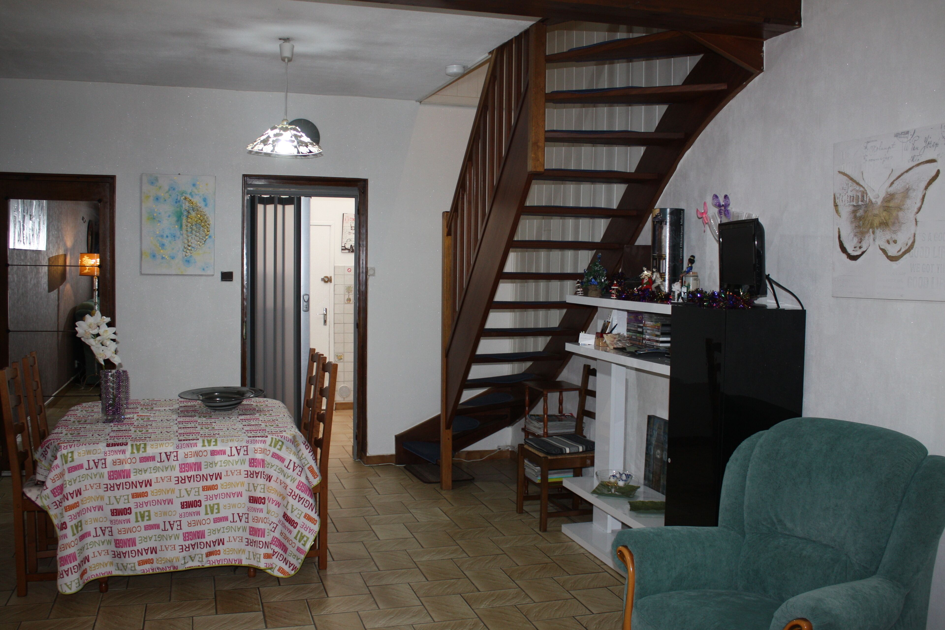 Classified Meublé Tourisme 3 stars near the center.