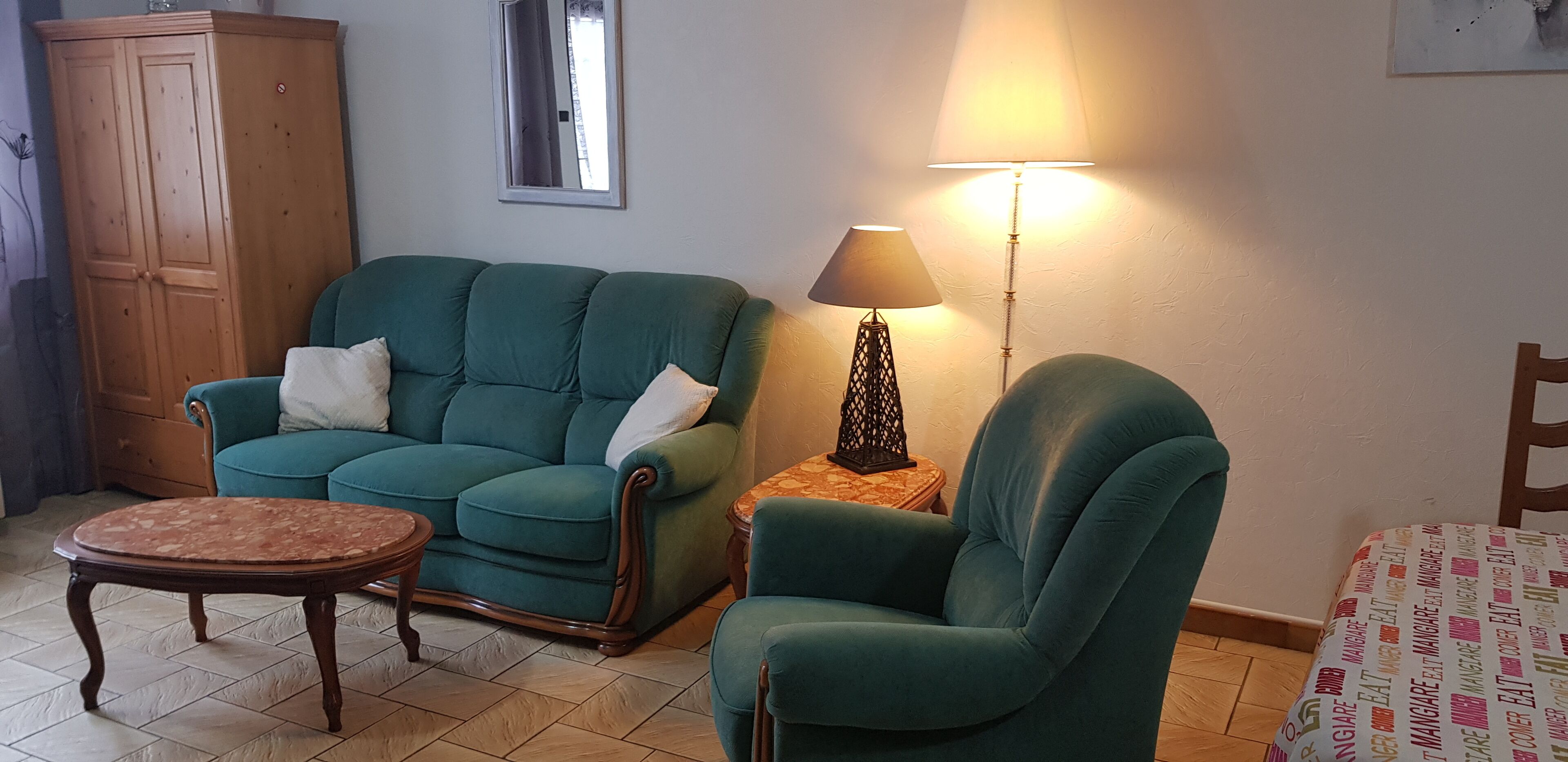 Classified Meublé Tourisme 3 stars near the center.