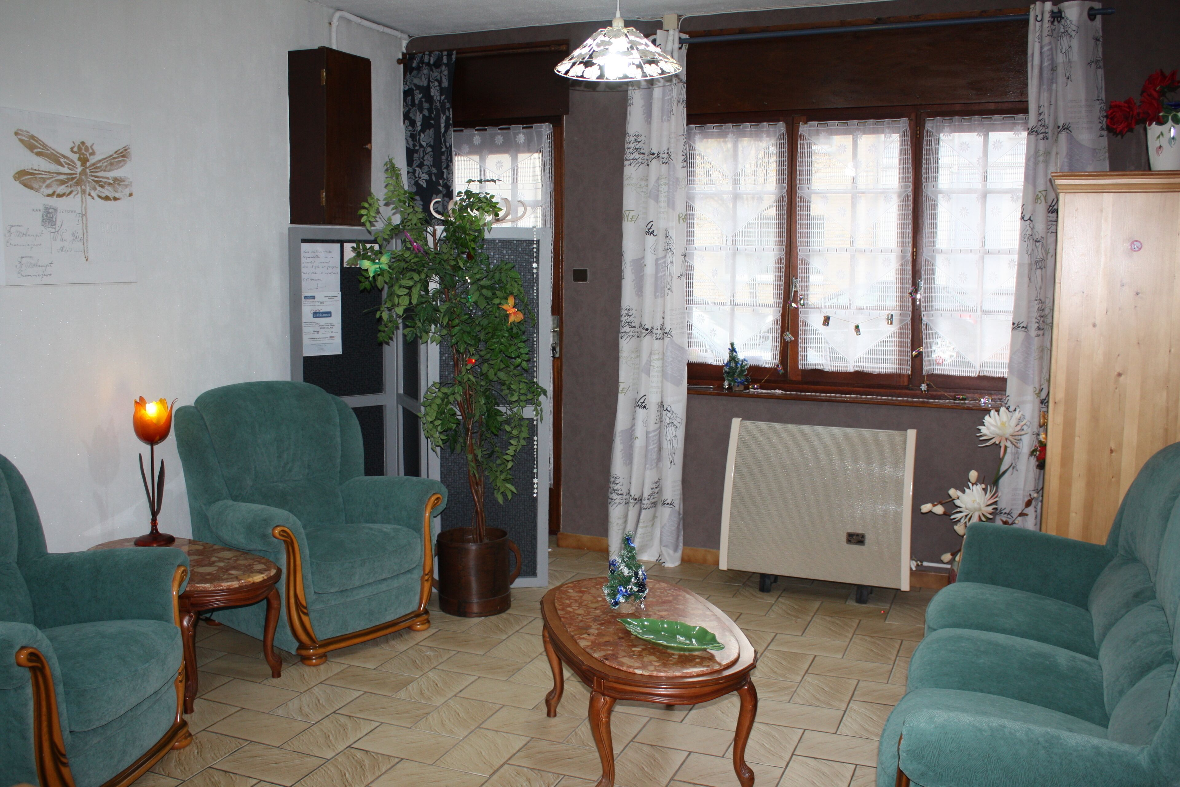 Classified Meublé Tourisme 3 stars near the center.