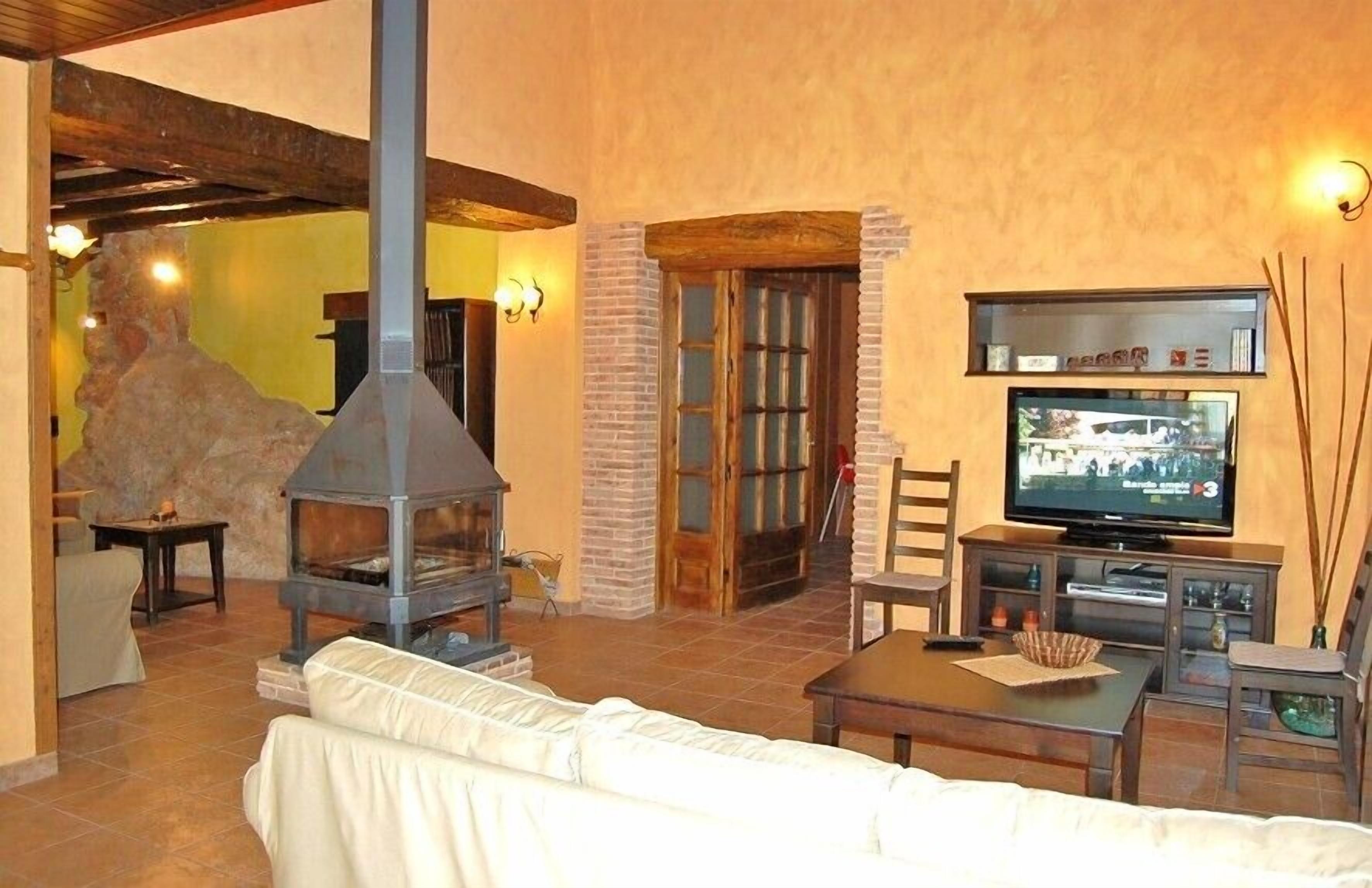 Can Puignoll - Fantastic Villa! Pool, great views, playground, 5 bedrooms