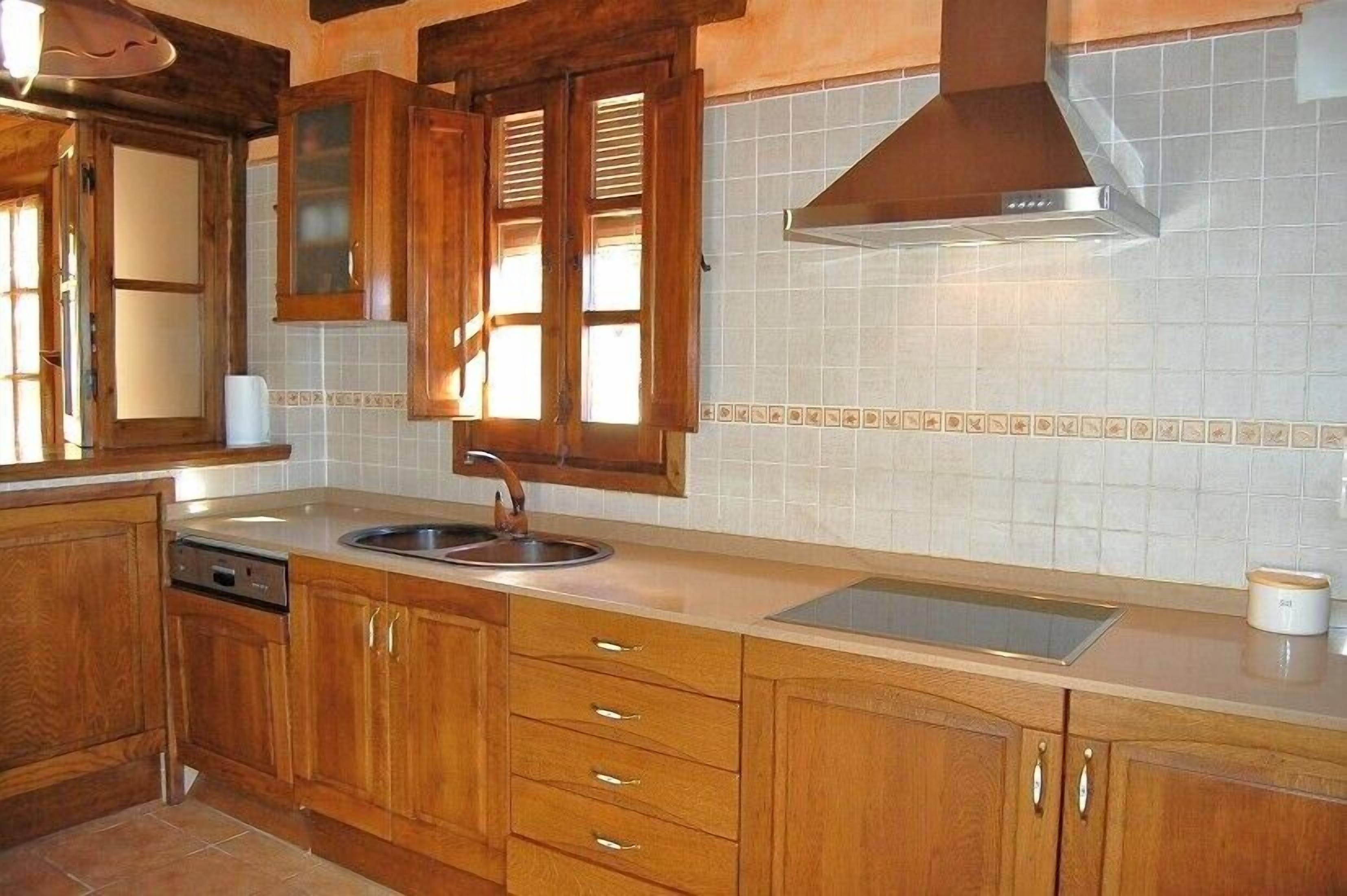 Can Puignoll - Fantastic Villa! Pool, great views, playground, 5 bedrooms