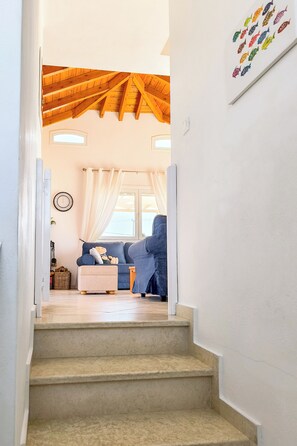 Interior - Luxurious and family friendly villa with large private pool 5 mins from Skiathos (Skiathos)