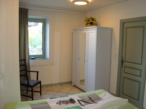 2 makuuhuonetta, ilmainen Wi-Fi, pääsy pyörätuolilla