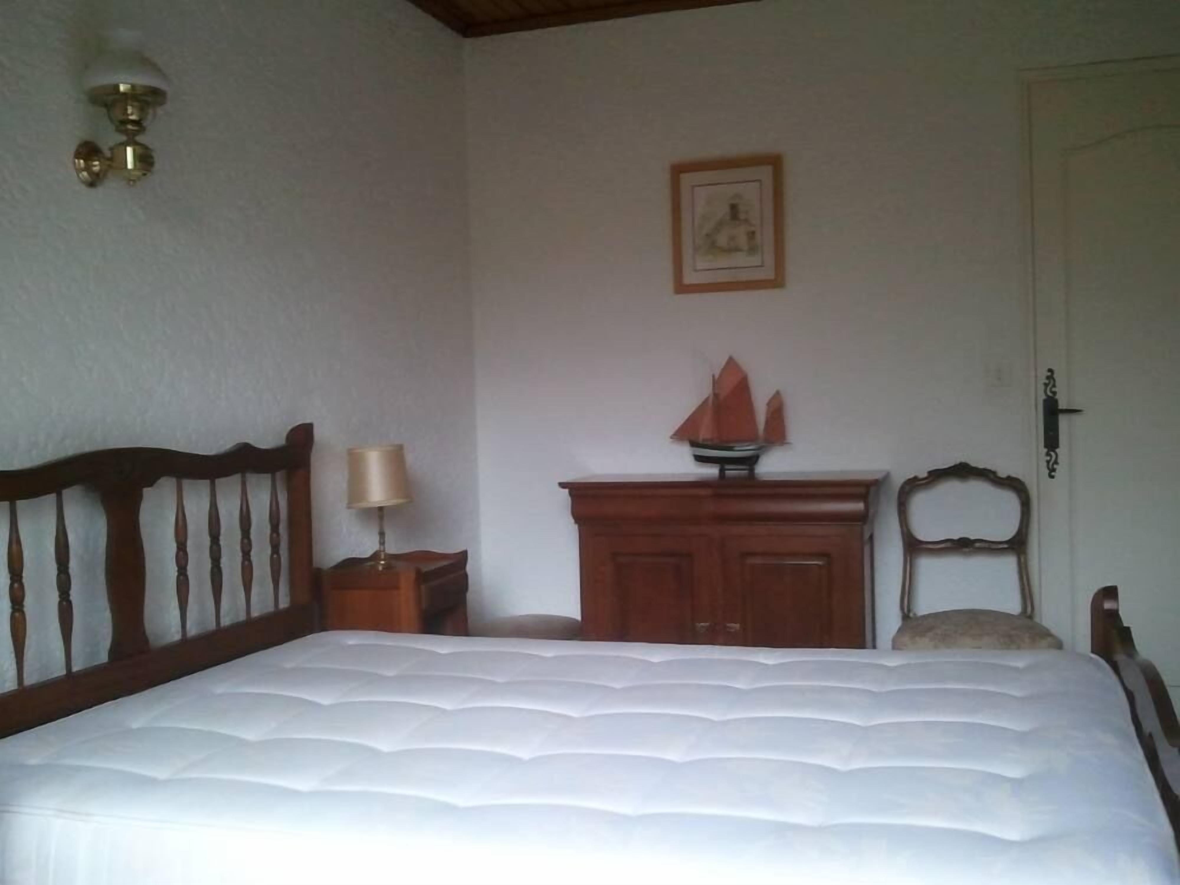 115m2 house with large garden near the beach St Brice